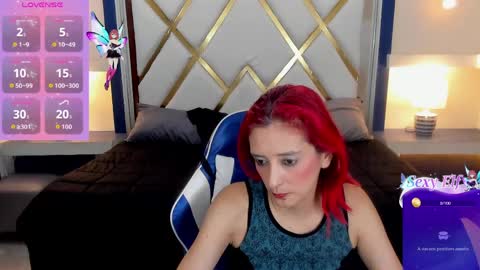 ruby_your_milf online show from March 27, 9:16 pm