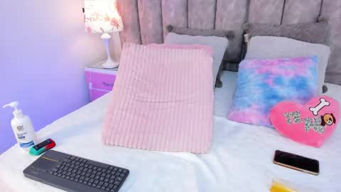 rubycrox online show from March 3, 9:22 pm