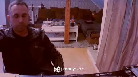 rudeboyyy91 online show from December 7, 7:27 pm