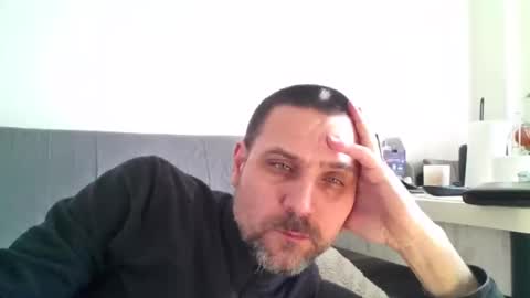 rul3ssuck online show from February 22, 9:01 am