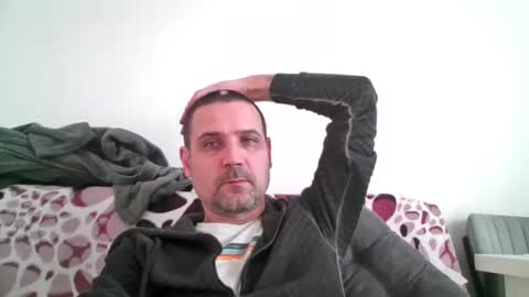 rul3ssuck online show from January 10, 8:40 am