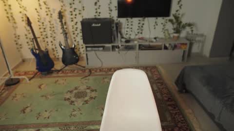 rusbradpitt online show from February 5, 4:10 pm