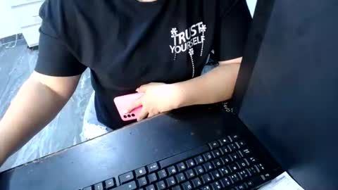 ruth_lov online show from June 27, 5:19 pm