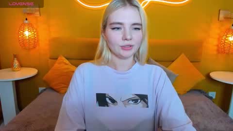 ruthbryant online show from November 15, 5:31 am