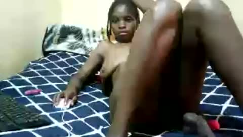 ruu_prettygal online show from June 12, 7:40 am