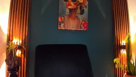 Ryan independent model online show from October 24, 1:28 am