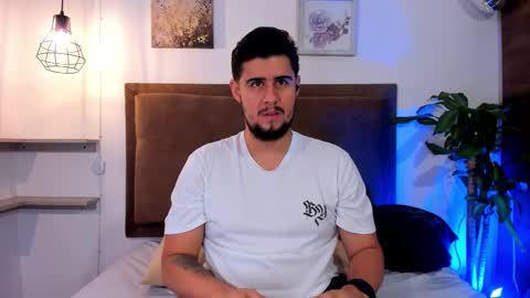    online show from March 21, 12:54 pm