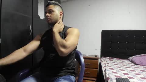 ryan_xc1 online show from February 5, 3:10 am