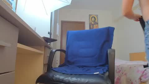 Ryanstone  online show from June 20, 1:17 pm