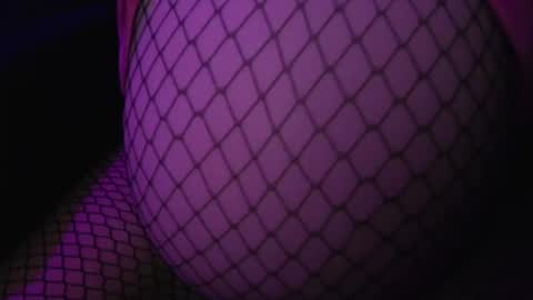 SINGLE WIDOWED MOM online show from June 12, 6:01 am