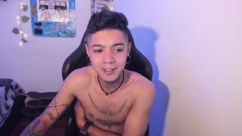 Danny online show from December 18, 1:01 am