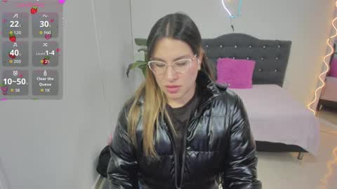 saaya_tay online show from September 15, 3:08 am