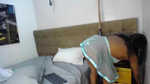 SabbyLovee online show from March 3, 1:42 am