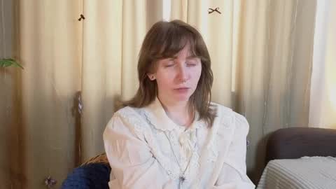 Lisa your new homie online show from April 27, 12:25 pm