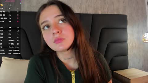 Snapshot of sabrina_lennox chatting on February 13, 2:12 am Sabrina Maria online show from February 13, 2:12 am