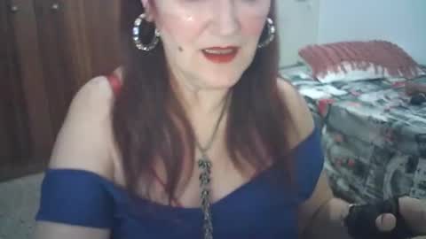 Snapshot of sabrinaxlovess chatting on October 20, 5:18 pm SabrinaXlovess online show from October 20, 5:18 pm