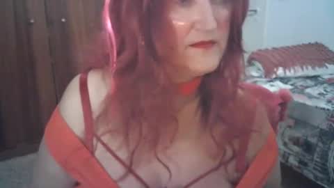 Snapshot of sabrinaxlovess chatting on October 23, 6:31 pm SabrinaXlovess online show from October 23, 6:31 pm