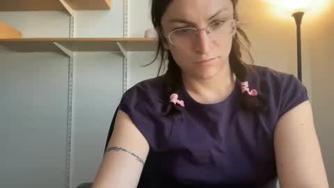 Snapshot of sadie_stars chatting on February 5, 4:58 pm Sadie online show from February 5, 4:58 pm