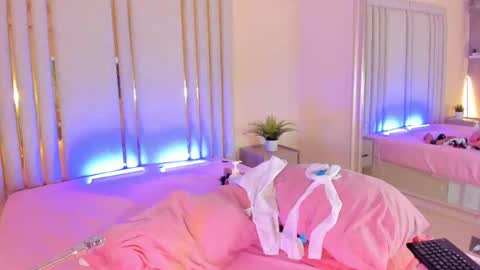 Mara online show from February 20, 4:18 am