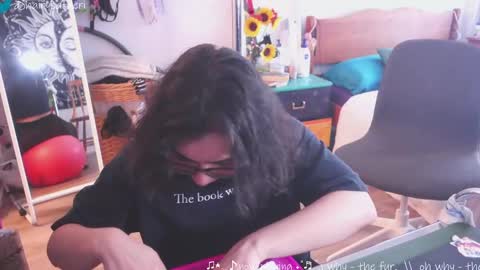 Safa online show from February 21, 7:10 pm