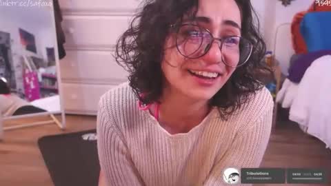 Safa online show from March 25, 8:04 pm