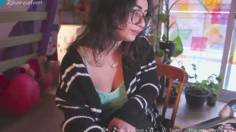 Safa online show from December 17, 4:21 pm