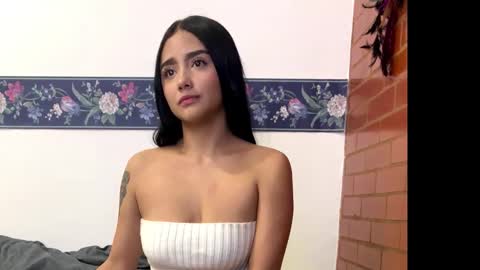 Sahara y Thiago online show from February 6, 2:15 am