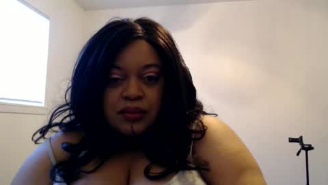 Queen Serenity online show from May 29, 1:03 am