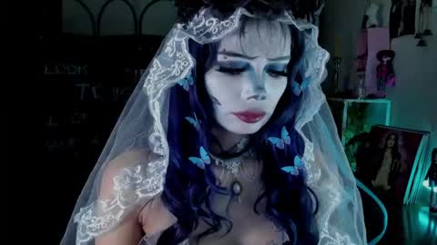    online show from March 1, 9:24 am