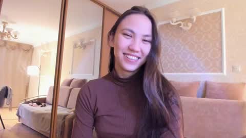 Jade online show from October 10, 5:30 pm