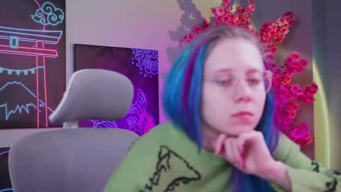 sakurabliss online show from February 4, 8:40 am