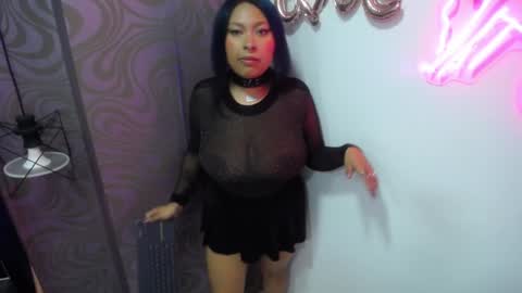 salii_poison online show from December 3, 7:17 pm