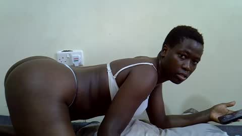 naomi online show from March 25, 11:06 am