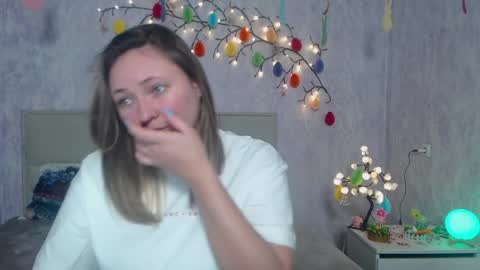 Sally online show from April 3, 5:53 pm