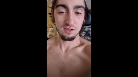 salmonman1305 online show from April 12, 8:35 pm