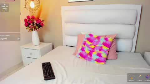 salome_girl23 online show from April 24, 3:52 am