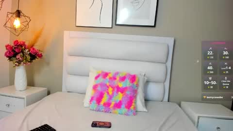 salome_girl23 online show from April 18, 4:03 am