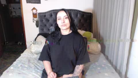 yenny online show from May 7, 3:46 am