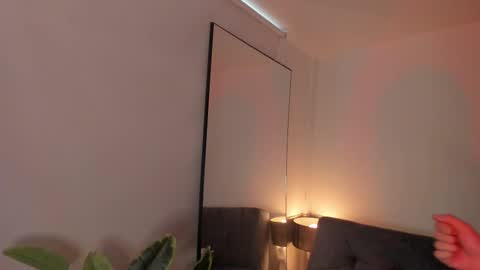 Stefana    or    Samchispas online show from March 10, 8:23 pm