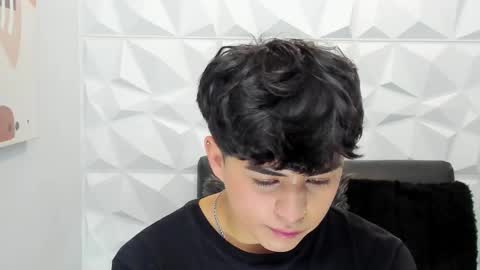 Sam online show from December 2, 2:26 pm