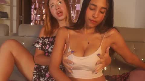 Snapshot of sam_robert17 chatting on October 23, 7:15 pm Samantha Roberts online show from October 23, 7:15 pm