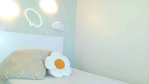   online show from November 24, 11:31 am