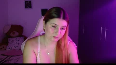 samanta_0277 online show from March 12, 4:49 am