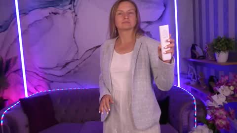 Samanta online show from September 10, 2:40 pm