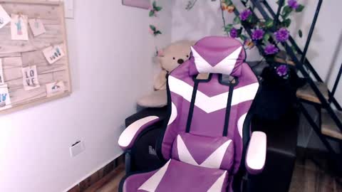 samantha online show from April 29, 8:24 pm