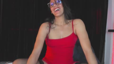 Snapshot of samantha__cooper__ chatting on February 11, 6:01 pm Samantha  online show from February 11, 6:01 pm