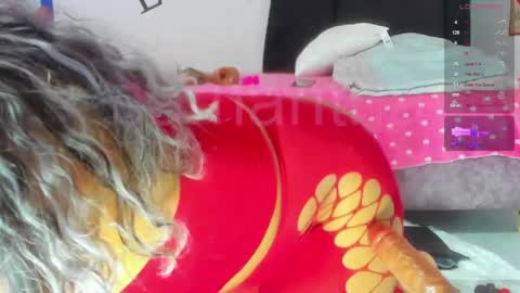  Samanthasmile  online show from May 17, 9:02 pm