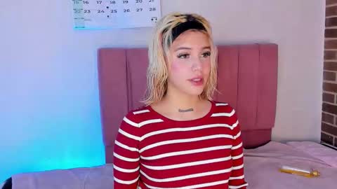 samantha_browwnn online show from February 19, 5:23 pm