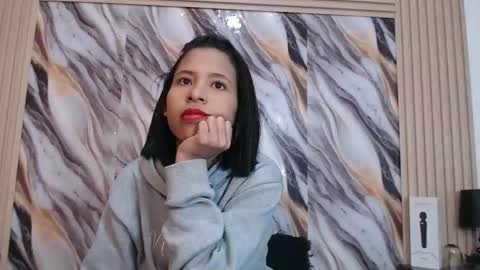 lizzy online show from November 26, 1:14 am