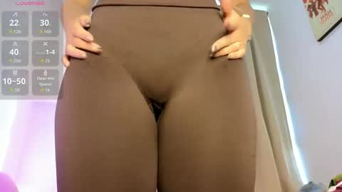 Samantha Ros online show from May 22, 1:07 pm